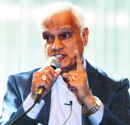 Ÿ    ׵ ſ ٰ, ⵶ 뼭  ϳԲ ư  