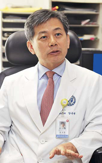 Ѱȸ  ȸ 50+ ٰ 濡   
