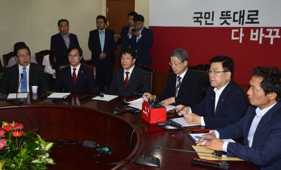 ü  뼭 ģ '' , ǳ  