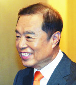 躴    ١  