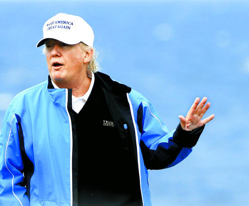 [즐감 스포츠] 트럼프와  골프 기사의 사진