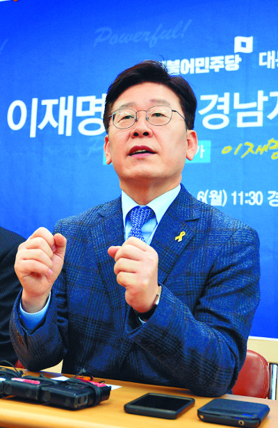  硤漱  ٸ ͡  뿬,    ߡ  
