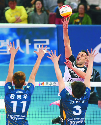 [ι豸] ǵ塯 ĳŻ, ѱ 3-0   