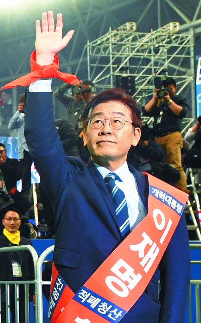 ,  簨 ΰ  