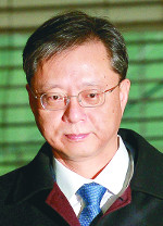 캴 ɻ, Ӱ   ޴´  