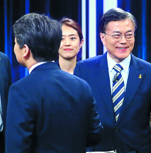 [뼱 ĺ TV ]    ¹ ĺ,  Ÿ ٲ  