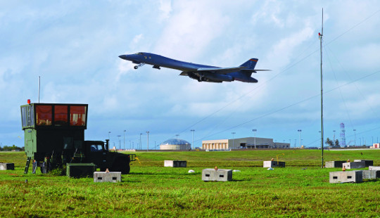 Ʈ   B-1B  ̻  Ÿݡ  