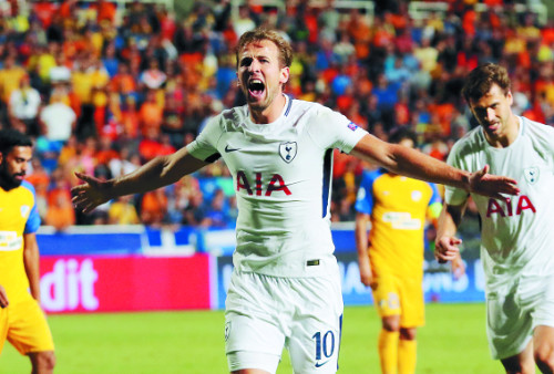 ظ  UCL  ǳ  
