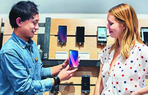 LG V30, Ϲ  õ ڸ 5 Ż    