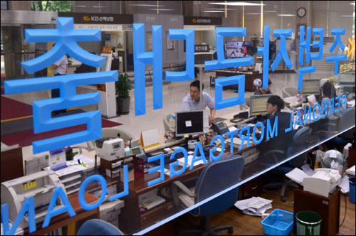 衤,       