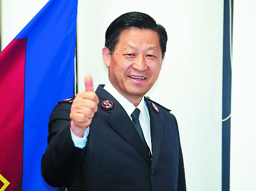  ڼ 633600   
