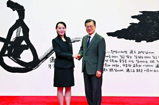  ɰ  翡 䡱 迩,  翡 λ  