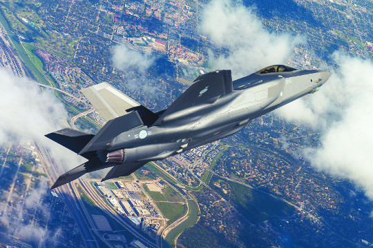 []   F-35A 1ȣ  
