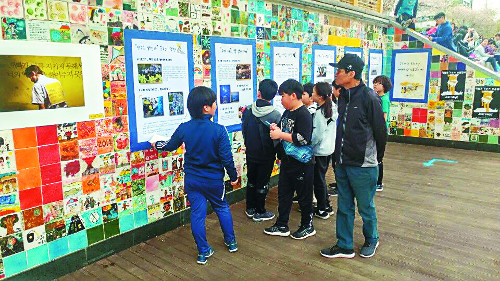 [세월호 4주기] “이루지 못한 꿈 하늘나라선 꼭…” 오늘 곳곳서 ‘4·16 행사’  