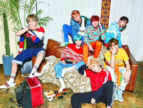 BTS  ̱ 10  弭    ʴ١  