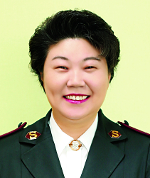[ ]    츳ϴ  