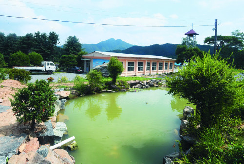 세상과의 단절 아니라 세상 향한 거룩한 영성 기릅니다  