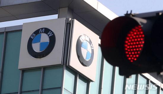 BMW, ȭ  99000 ߰ ݡ ǰ   ٲ ϴ 󳵵 9000  