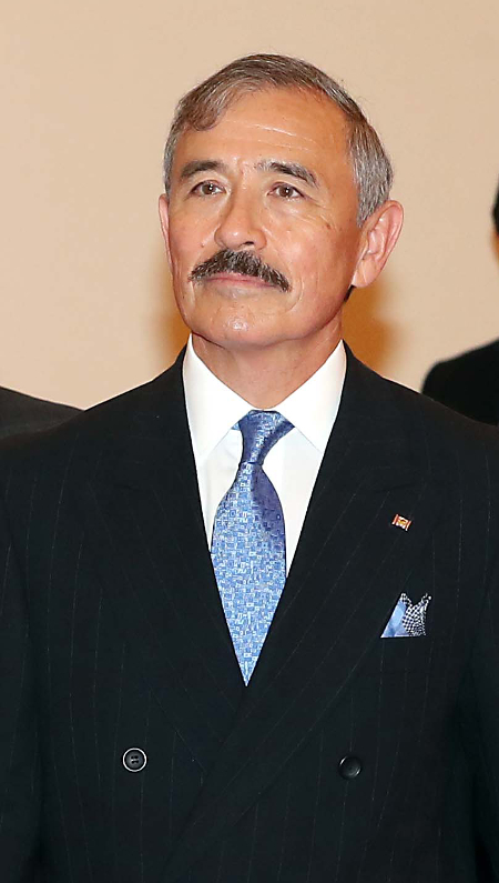 ظ Ѵ, ܱ մ 桦  ڸ, ۡ      