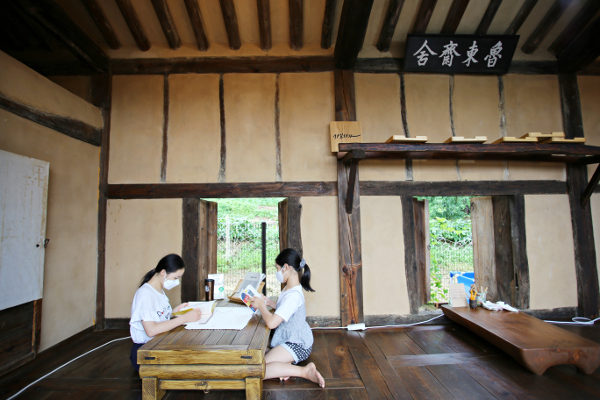 마음의 양식을 얻고 싶은 계절… 독서여행 떠나보세요-국민일보